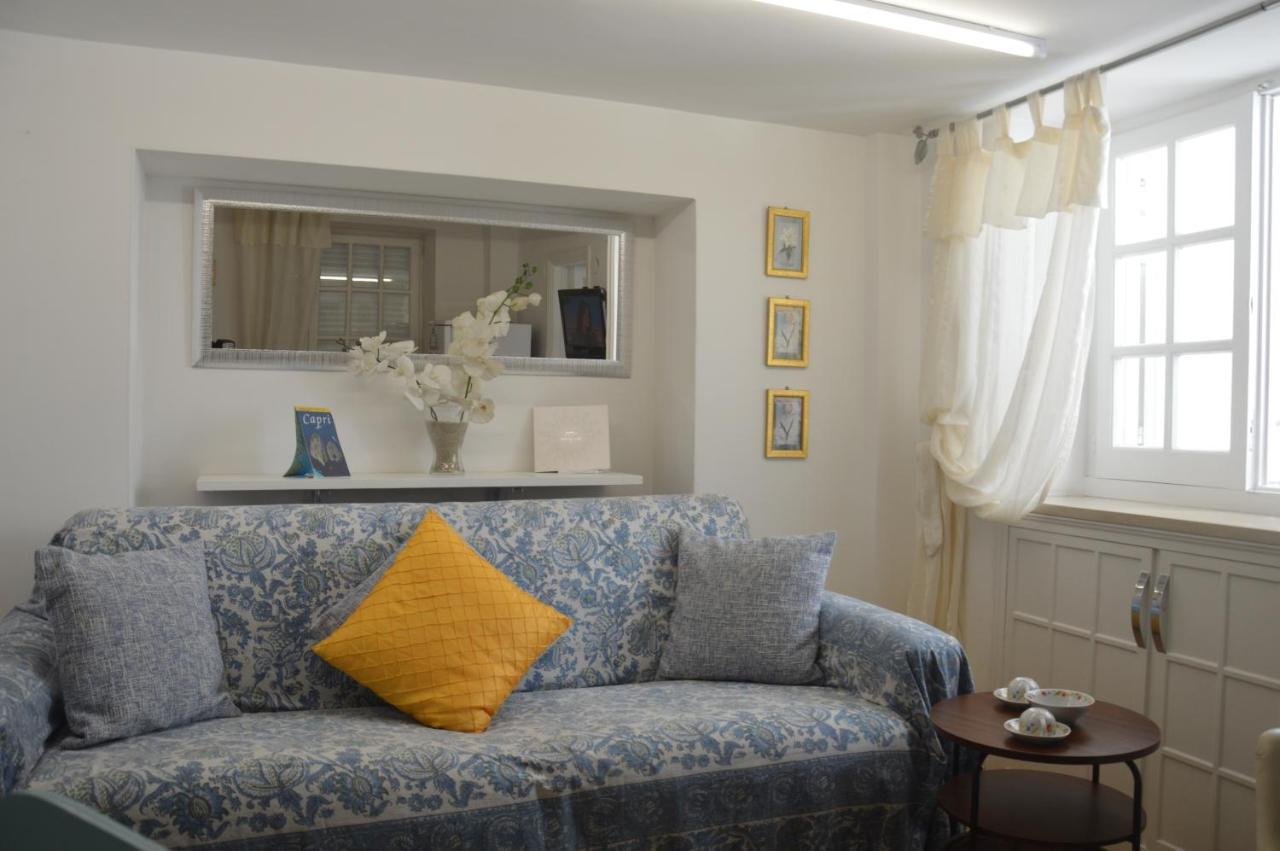 Central Apartment Le Botteghe 카프리 외부 사진